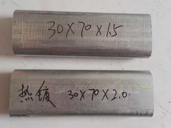 镀锌带椭圆大棚管和热镀锌椭圆大棚管图片对比