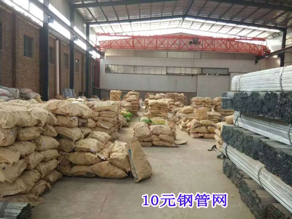 大棚配件库存图片